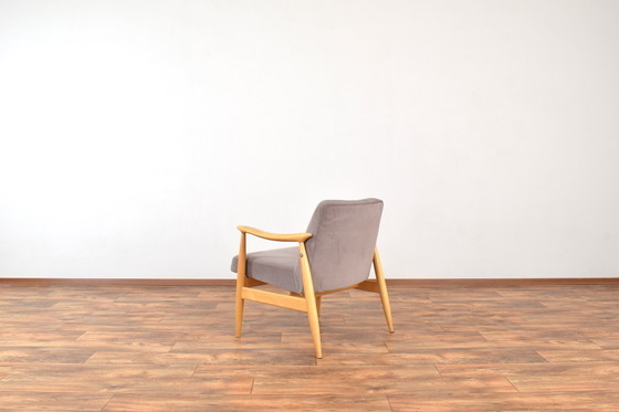 Image 1 of Mid Century Poolse lounge stoelen van J. Kędziorek, 1960S. Set van 2.