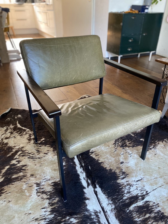 Image 1 of 2x Vintage Fauteuils Met Massief Houten Armleuning