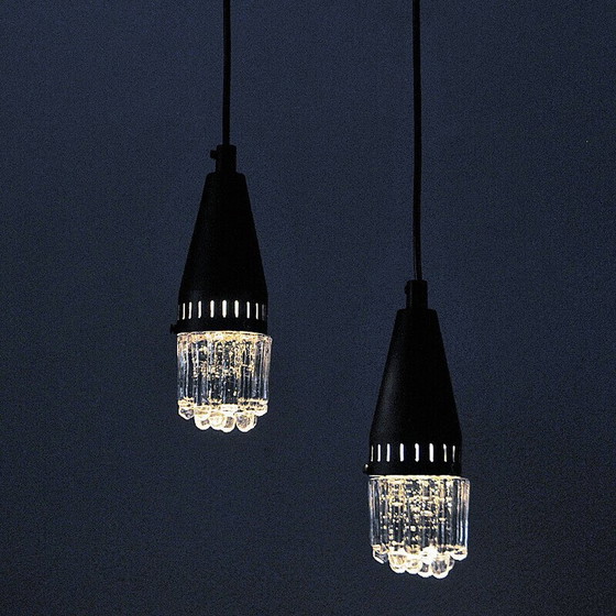 Image 1 of Paar vintage glazen hanglampen van zwart metaal en glas, 1960