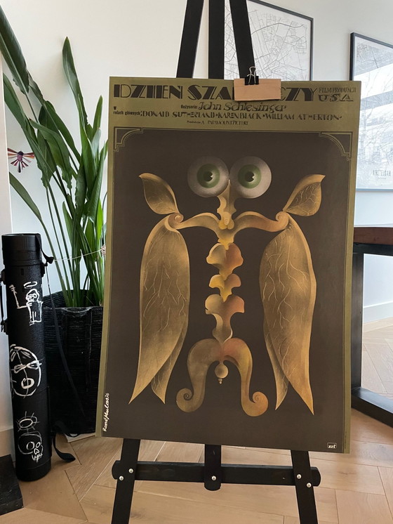 Image 1 of Rene Mulas, De dag van de sprinkhaan, 1976, originele poster: Donald Sutherland, Karen Black, Burgess Meredith