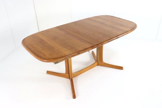 Image 1 of Dyrlund Verlengbare Ovalen Eettafel 'Bording' Vintage