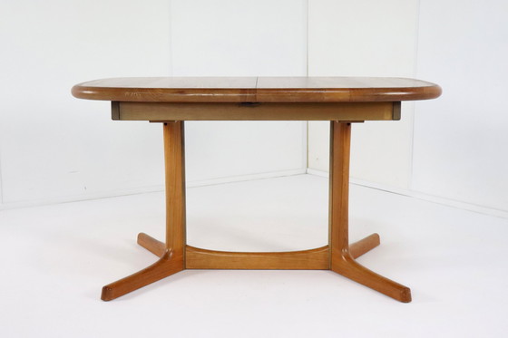 Image 1 of Dyrlund Verlengbare Ovalen Eettafel 'Bording' Vintage