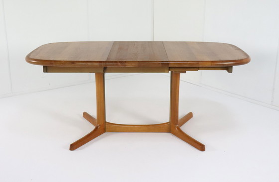 Image 1 of Dyrlund Verlengbare Ovalen Eettafel 'Bording' Vintage