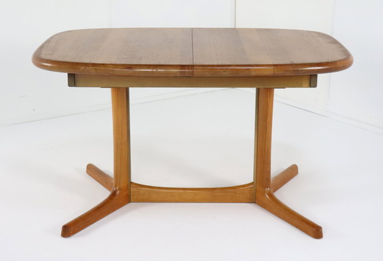 Image 1 of Dyrlund Verlengbare Ovalen Eettafel 'Bording' Vintage