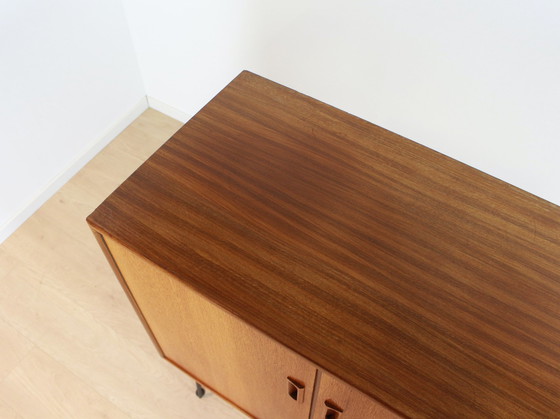 Image 1 of vintage teak kastje