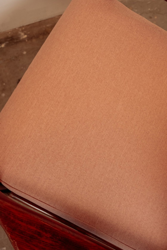 Image 1 of Vintage Teakhouten Jaren 60 Fauteuil - Nieuw Bekleed Lichtroze