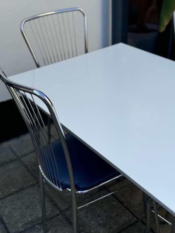 Image 1 of Fritz Hansen Tafel en 4x Nowy Styl Eetkamerstoelen