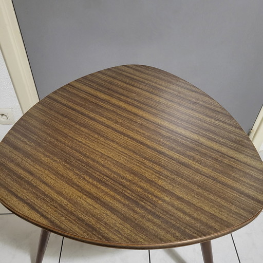 Formica driepoot bijzettafel