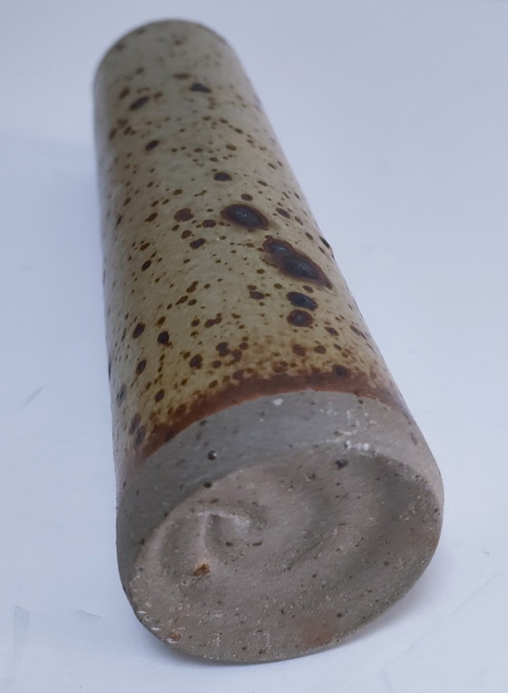 Image 1 of Drie geëmailleerde aardewerk vazen