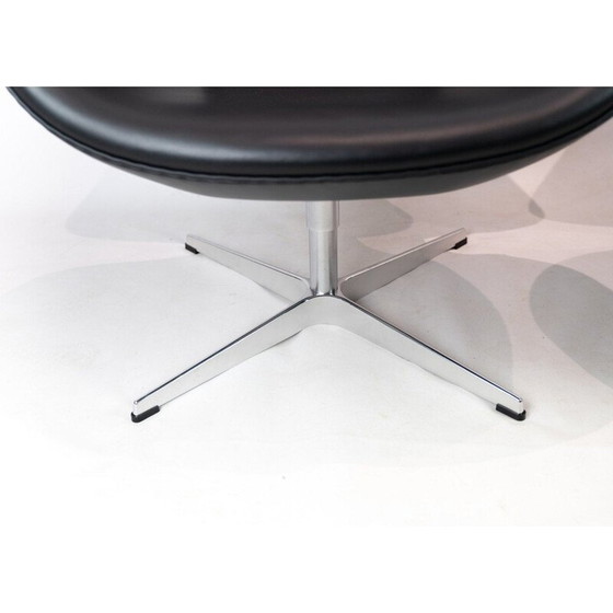 Image 1 of Paar vintage zwanenfauteuils "3320" van Arne Jacobsen voor Fritz Hansen, 1958