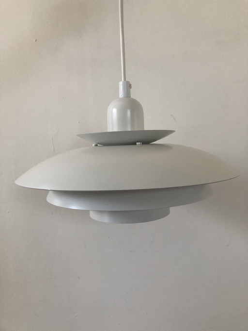 Scandinavische moderne hanglamp Jeka