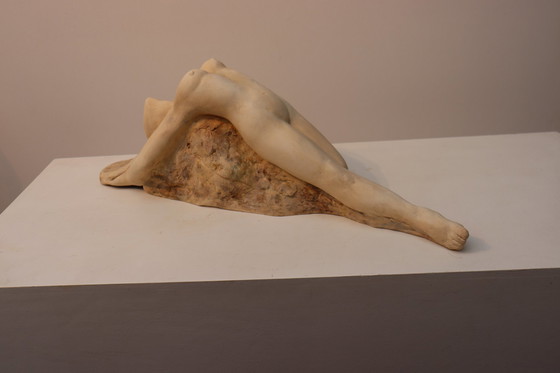 Image 1 of Chantalle Smeets Release sculptuur