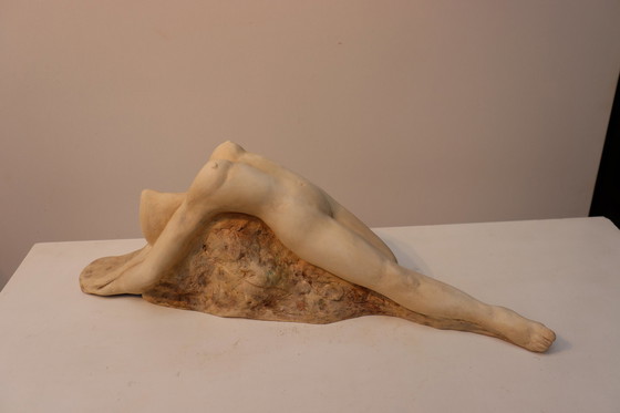 Image 1 of Chantalle Smeets Release sculptuur