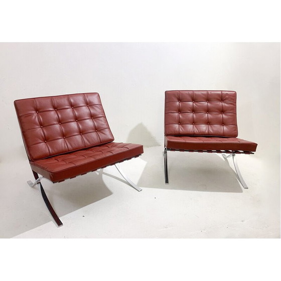 Image 1 of Paar vintage Bourgondisch leren Barcelona fauteuils van Mies Van Der Rohe voor Knoll, jaren 1990