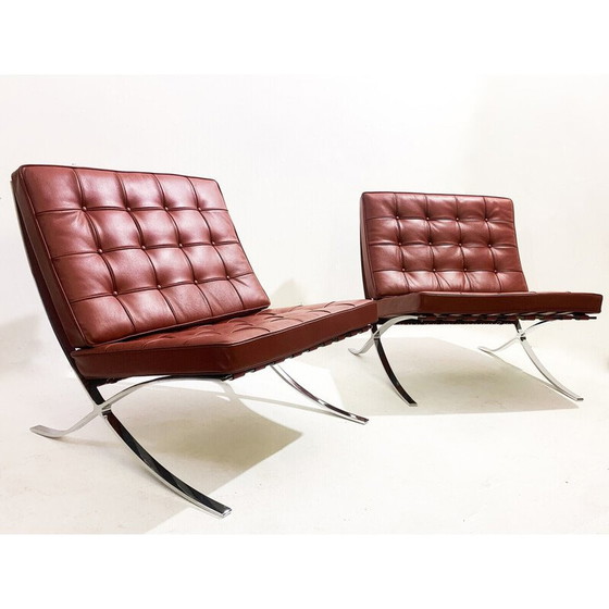 Image 1 of Paar vintage Bourgondisch leren Barcelona fauteuils van Mies Van Der Rohe voor Knoll, jaren 1990