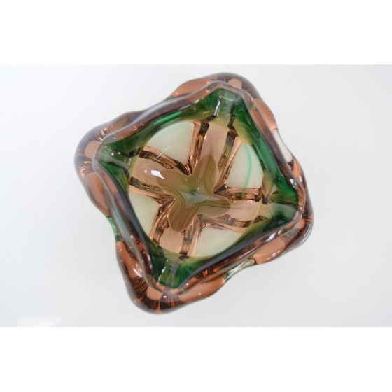 Image 1 of Vintage asbak in metallurgisch glas van Glasswork Novy Bor, Tsjecho-Slowakije 1960
