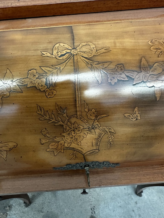 Image 1 of Art-Nouveau bureau Cilindrisch ingelegd met florale decoratie