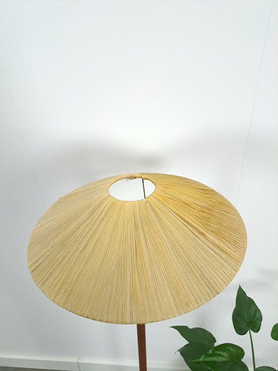 Image 1 of Staande Lamp Met Notenfineer En Stoffen Draad Kap, Vloerlamp