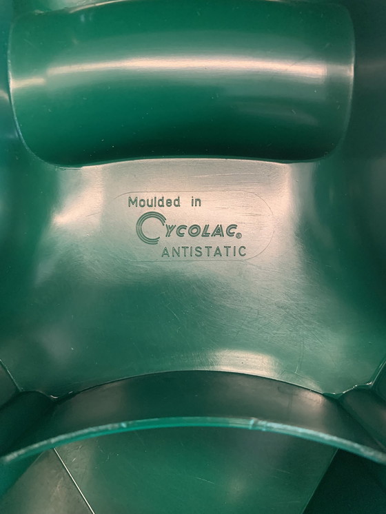 Image 1 of VIP Kapstok Van Roberto Lucci & Paolo Orlandini Voor Velca