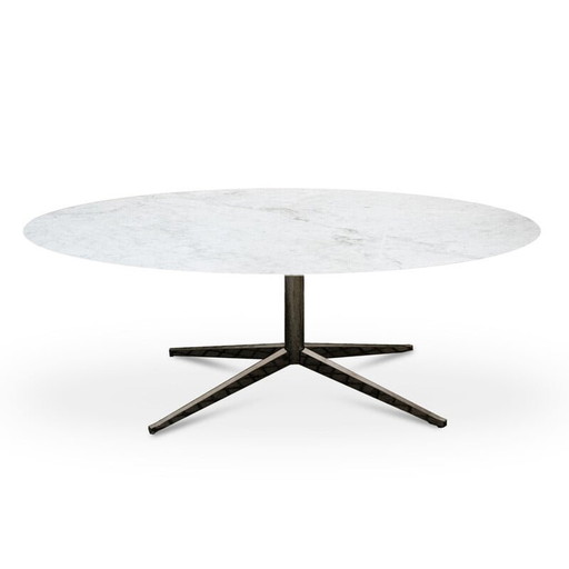Vintage ovale Calacatta marmeren tafel van Florence Knoll