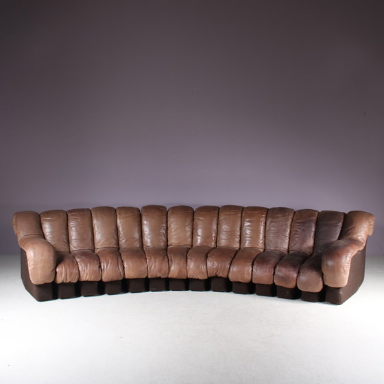 Image 1 of De Sede DS-600 "Non-Stop" sofa in bruin leer, Zwitserland, 1960