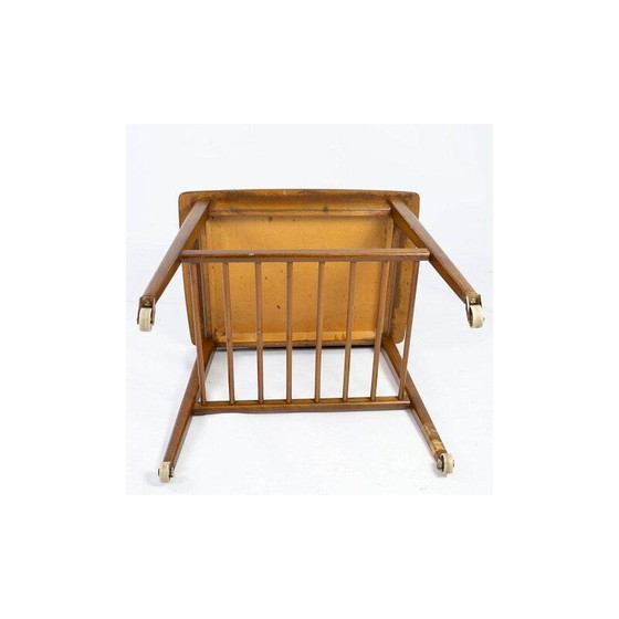 Image 1 of Vintage teakhouten bijzettafel met plank en wielen Denemarken 1960