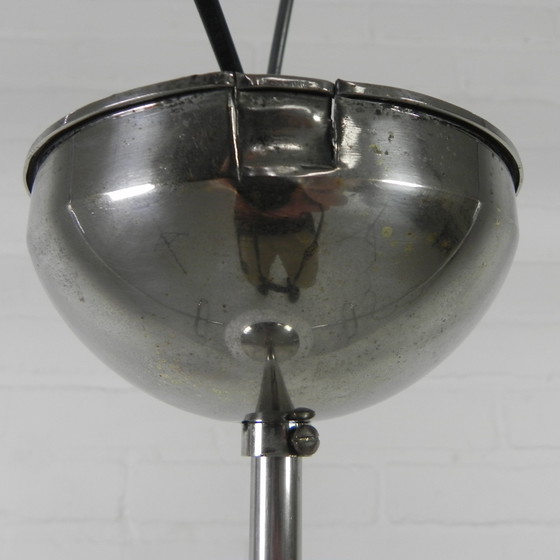 Image 1 of Oude Schoollamp Met Grote Glazen Bol In Opaalglas, Jaren 30