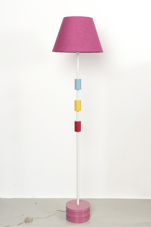 Post-moderne vloerlamp