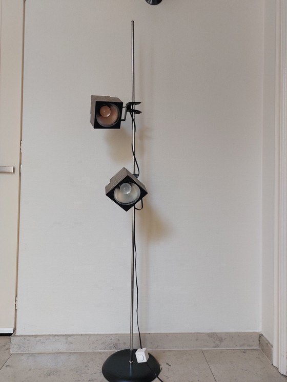 Image 1 of Raak vloerlamp