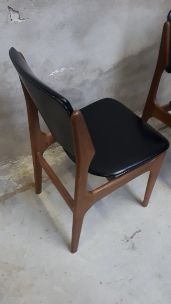 Image 1 of 2 vintage deense stoelen