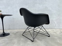 Vitra Eames Lar Stoel