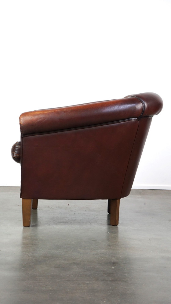 Image 1 of Clubfauteuil van schapenleer met patina