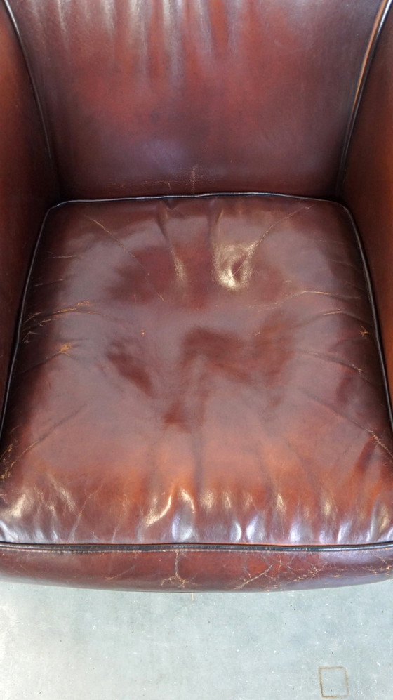 Image 1 of Clubfauteuil van schapenleer met patina