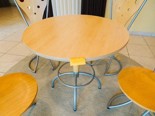 Vintage Tafel Met 4 Stoelen In Nieuwstaat!