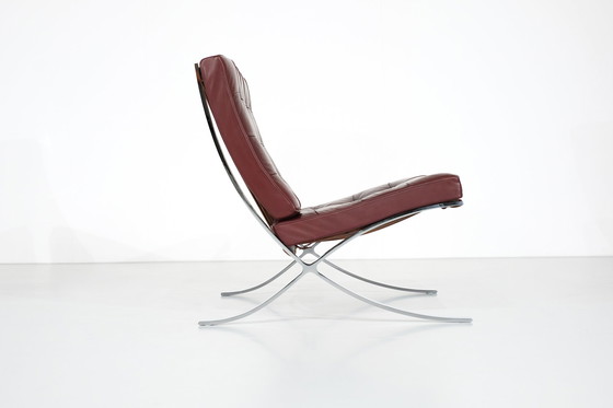 Image 1 of 2x Knoll Barcelona stoel ontworpen door Ludwig Mies van der Rohe