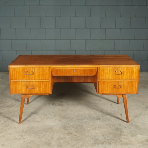 Vintage Notenhouten Bureau – Jaren 60