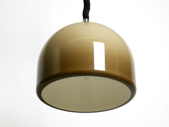 Image 1 of Prachtige hanglamp uit het ruimtetijdperk 1960 met bruine plastic lampenkap door personeel