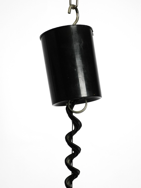 Image 1 of Prachtige hanglamp uit het ruimtetijdperk 1960 met bruine plastic lampenkap door personeel