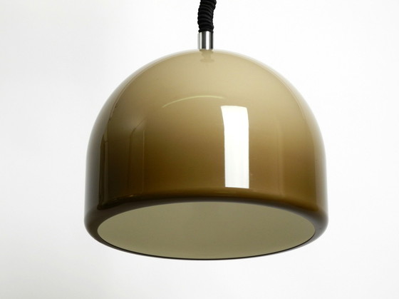 Image 1 of Prachtige hanglamp uit het ruimtetijdperk 1960 met bruine plastic lampenkap door personeel