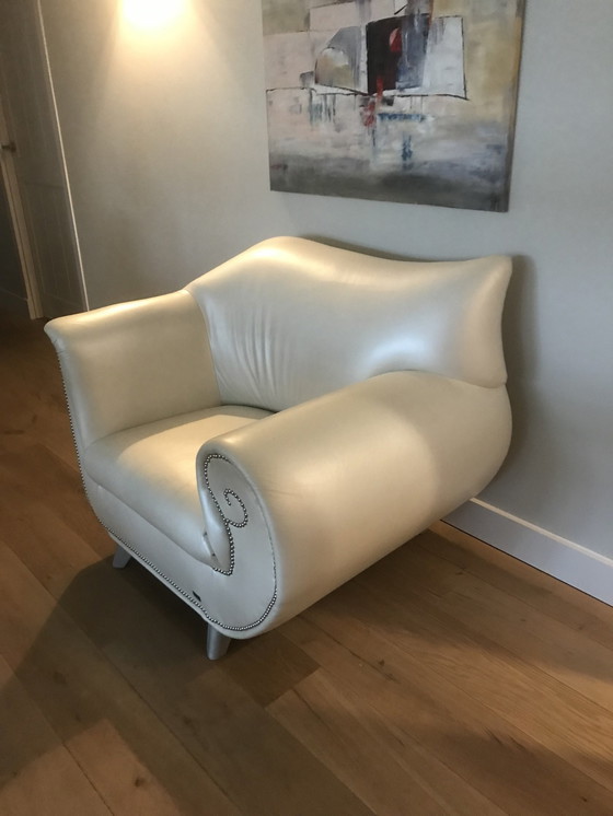 Image 1 of Bretz Armchair Wit Leer (Parelmoer)