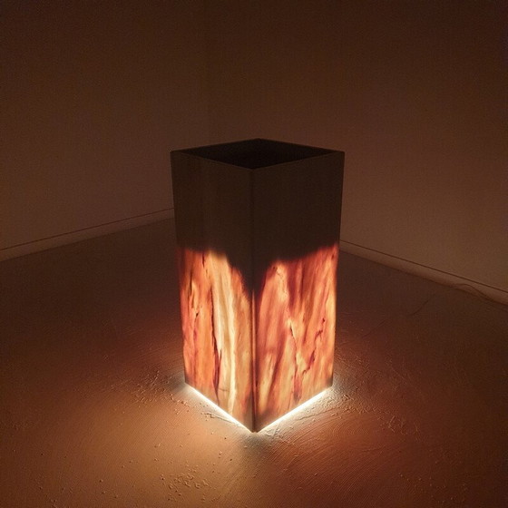 Image 1 of Italiaanse vintage marmeren plantenbak met licht, 1970