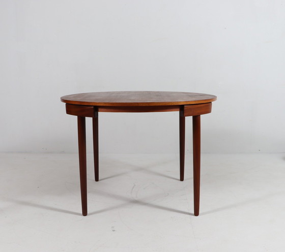 Image 1 of Teakhouten eettafelset van Hans Olsen voor Frem Røjle, model: 'Roundette', Denemarken, jaren 1960