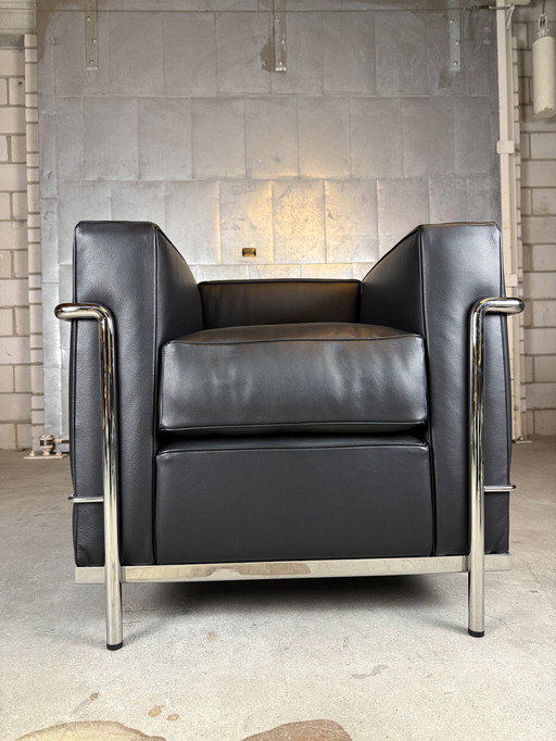 Cassina Lc2 Le Corbusier Fauteuil Zwart Leer/Chroom