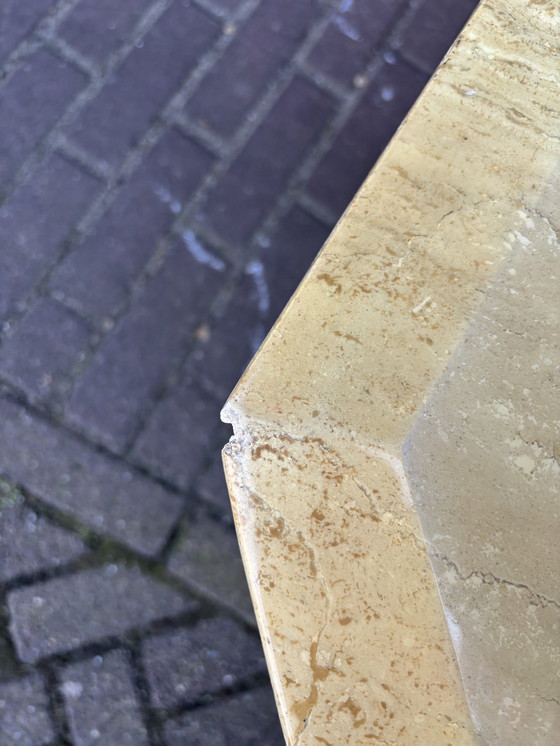 Image 1 of Vintage Italiaans Travertin Coffeetable