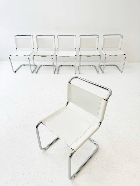 Image 1 of Set van 6 witte stoelen S33 van Mart Stam, Italië