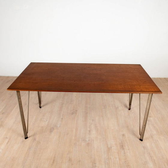 Image 1 of Vintage model 3605 bureau in rozenhout van Arne Jacobsen voor Fritz Hansen, Denemarken 1960