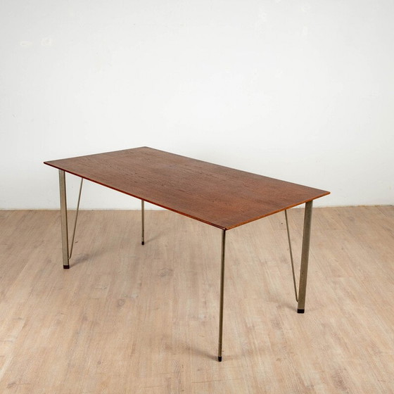 Image 1 of Vintage model 3605 bureau in rozenhout van Arne Jacobsen voor Fritz Hansen, Denemarken 1960