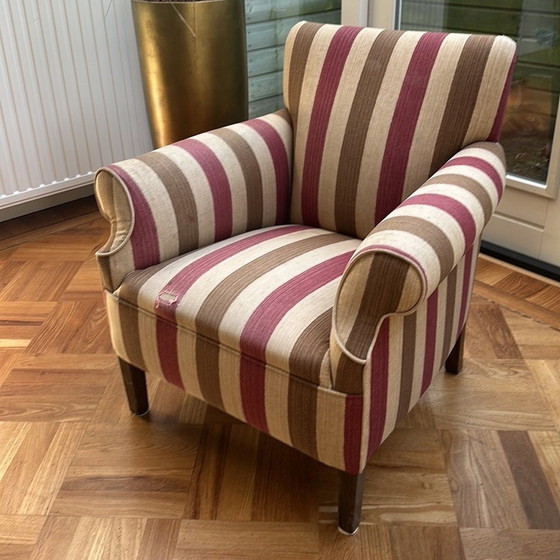 Image 1 of Twee Klassieke Fauteuils Herbekleden Nodig