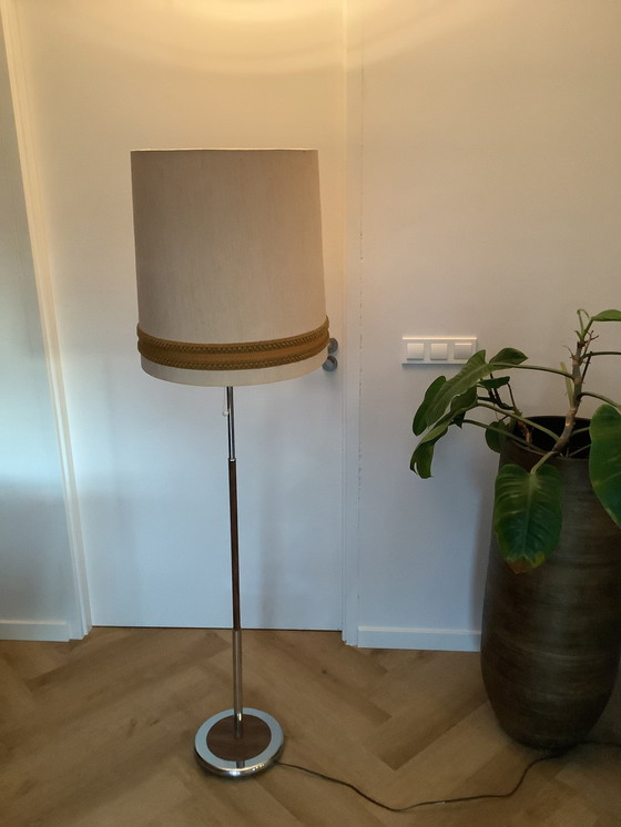 Image 1 of Herda Holland Vintage Vloerlamp Hout & Chroom ‘60