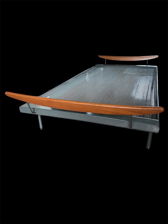 Image 1 of Vintage Minimalistisch Daybed / Bed 